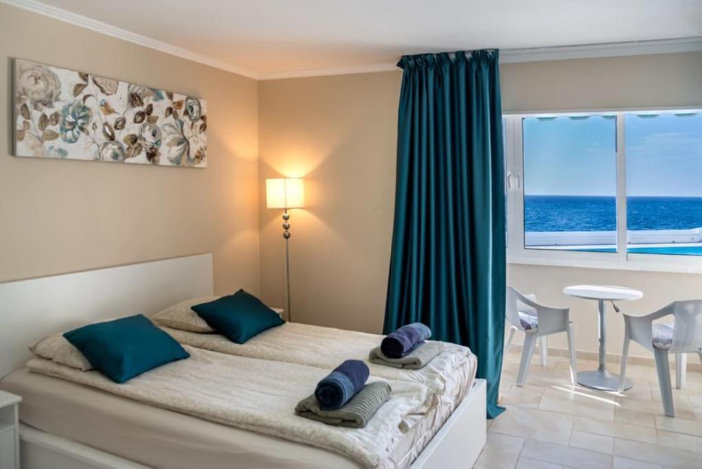 First Line Ocean View Studio Puerto de Santiago  Luaran gambar