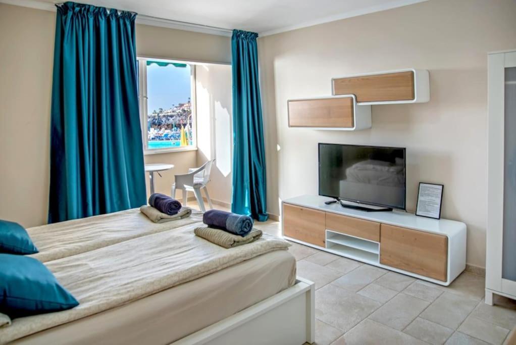 First Line Ocean View Studio Puerto de Santiago  Luaran gambar